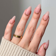 Glamnetic Press On Nails - Goleiro | Unhas postias de amndoa mdia e ouro neutro com ponta francesa reversa de qualidade de salo | 15 Tamanhos