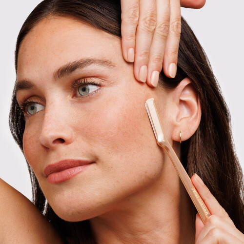 Tweezerman Rose Gold Facial Razor 2