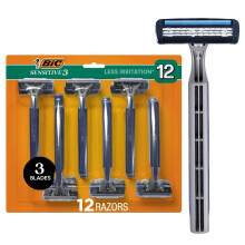 BIC Sensitive 3 Wegwerpscheermesjes voor Mannen, 3 Bladen voor Gevoelige Huid, 12 Stuks