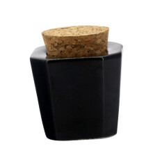Nail Art Liquid Cups 2pcs with Lids for Professional Manicures Easy to Clean Black and White Containers
