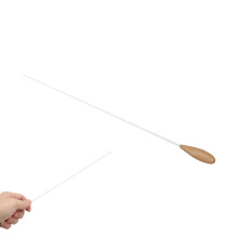 Durchführung von Dirigierbats für Orchester, Chöre und Symphonieorchester aus Pear Wood