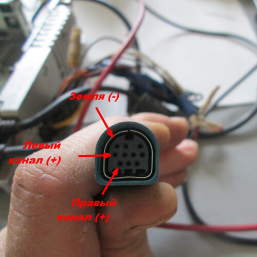 Car Radio -237B AUX Input Replacement 3.5MM Audio MP3 Bluetooth 5.0 Microphone Adapter for 2