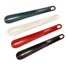 Schuhlöffel - 25 cm kurzer Griff sehr stabil mit Aufhängeloch ergonomisch