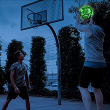 Pallone da basket luminoso per partite notturne, taglia 7, giocattolo sportivo che brilla al buio, per tutte le età.