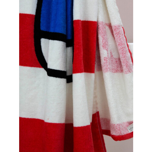 Hello Kitty Hello Kitty Cheeky Beach Towel 1
