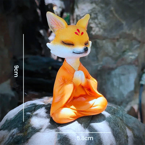 Nine-Tailed Figurines Decor White 2