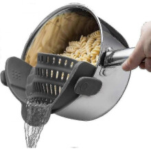 Clip On Strainer Silicone for All Pots And Pans, Pasta Strainer Clip On Food Strainer for Meat Vegetables Fruit Silicone Kitchen Colander