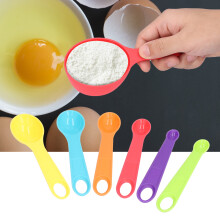 12 Stück Set Bunte Messbecher und Messlöffel aus Kunststoff mit Skala – Sicher und Praktisch für Küche und Bäckerei