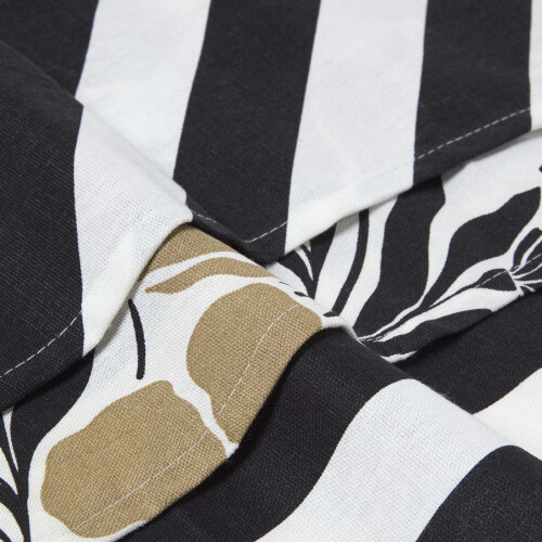 Homescapes Modern Pattern Black and White Tea Towels Set of Three 2