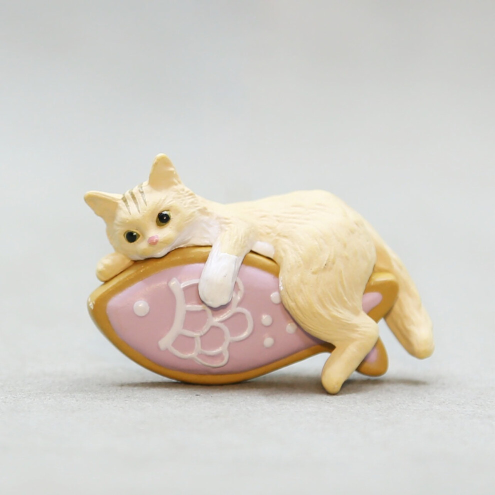(Cat and Fish) Cute Cat Figurine Desk Ornament Figure Cup Lid Decor Computer Decoration for Home/Office/Car-image-OPC-PJS5B66-NEW