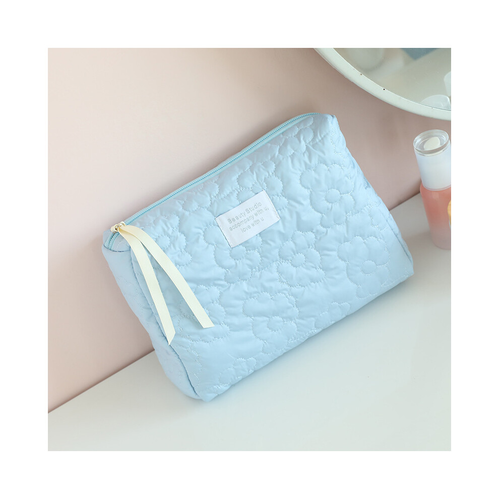 Blue (Blue) Large Makeup Pouch Soft Nylon Cosmetic Organizer Zipper Closure Toiletries Storage Bag Handbag,Size: M