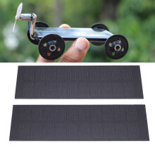 2 pezzi Modello pannello: Mono-Si 1W 5V, 148x45x2mm, Nero