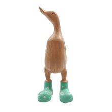 Harz Ente Statue Garten Skulptur Niedliche Cartoon Enten Tragen Gefleckte Gummistiefel Stiefel Viel Glück Figur