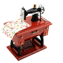 Plastic Mini Sewing Machine Style Music Box Hand Crank Vintage Boxes Festival Gift New Year Birthday Gifts