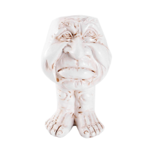 Sculpture en résine représentant un drôle de visage dans un pot de fleurs avec des fournitures de jardin expressives B