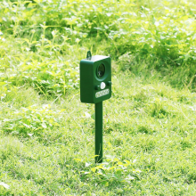 Cat Repellent, Garden Repellent Deterrent Animal Scarer Ultrasonic Solar with PIR Sensor Drive