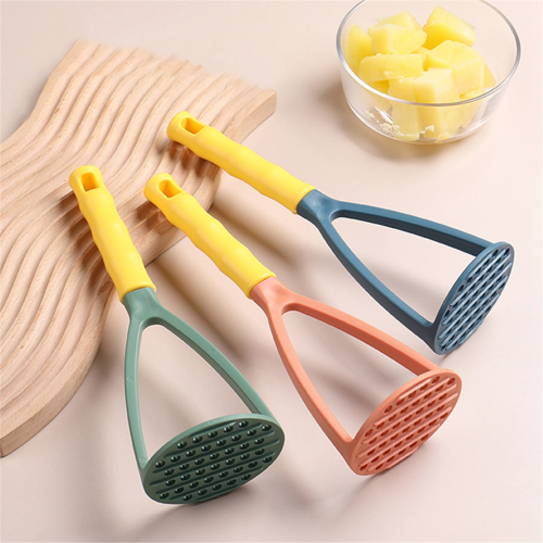 Pressed Potato Masher Ricer Puree Juice Maker Pusher Smooth Mashed Potatoes Crusher Fruit Tools Kitchen Brown 1