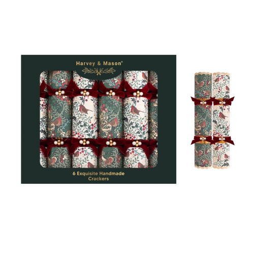 6 Exquisite Robin Christmas Crackers Traditional Red Green White 1