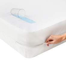 Silentnight - Complete Encasement Waterproof Mattress Protector - 30cm Deep Zip Protection Against Allergens and Spillages For a Fresh Hygienic Bed -