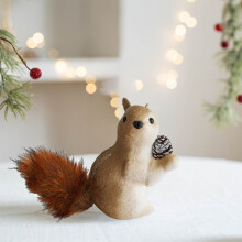 (Brown) Mini Christmas Tree Decorations Cute Lifelike Squirrels Hanging Figurines Pines Cones Decorations Hanging Ornaments Forest Animals Decorations