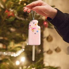 (B) Cute Ice Cream Ornaments For Christmas Tree Decorations Sweet Dessert Themed Hanging Decorations