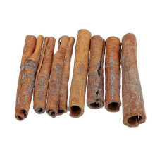 Cinnamon Stick Aromatherapy Candle Decor - Stylish Home Desktop Ornament for Cozy Atmosphere and Relaxation