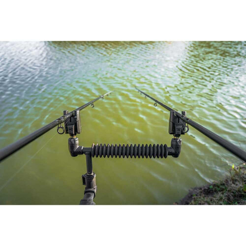 Korum XS Two Rod Arm and Rests 2
