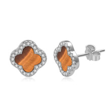 (PED414Platinum (brown amber) with silver ear plugs, 925 silver) Light luxury stud earrings, a niche design for women: white mother-of-pearl and black agate earrings for women