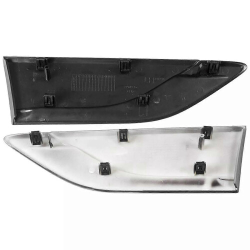 Fender vent grille for Land Rover Discovery 2017-2020, black trim. 1