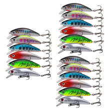 18-Piece High-Quality Sinking Fishing Lures for Freshwater Fishing, Random Colors, Ideal for Anglers and Competitions