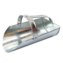 Zinc-Coated Livestock Feed, High-Performance Thickening Feed, 15cm x 27.2cm Reusable Metal Grain Feeder with Ergonomic Handle