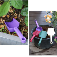 Garden Shovel - Durable Plastic Tool for Digging Soil and Planting, Lightweight and Green, Ideal for Garden Use