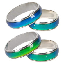blinkee Packung mit 12 Siebziger-Stimmungsringen in verschiedenen Gren