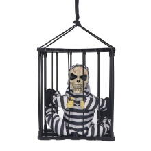 Halloween-Schädelkäfig-Häftling mit leuchtenden Augen und vermummtem Geisterdekor