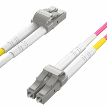 Do kabla światłowodowego OM4 LC-LC UPC Duplex w osłonie LSZH