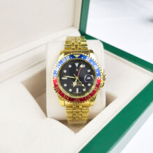 (Four-needle cola rings, five-zhu gold, red and blue rings, black face) Coke ring Black basket ring Submariner Water Ghost solid steel band luminous quartz watch