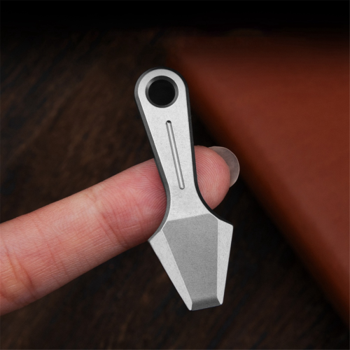 Titanium Pry Bar Mini Alloy Crowbar Keychain Pendant Camping Accessory 2