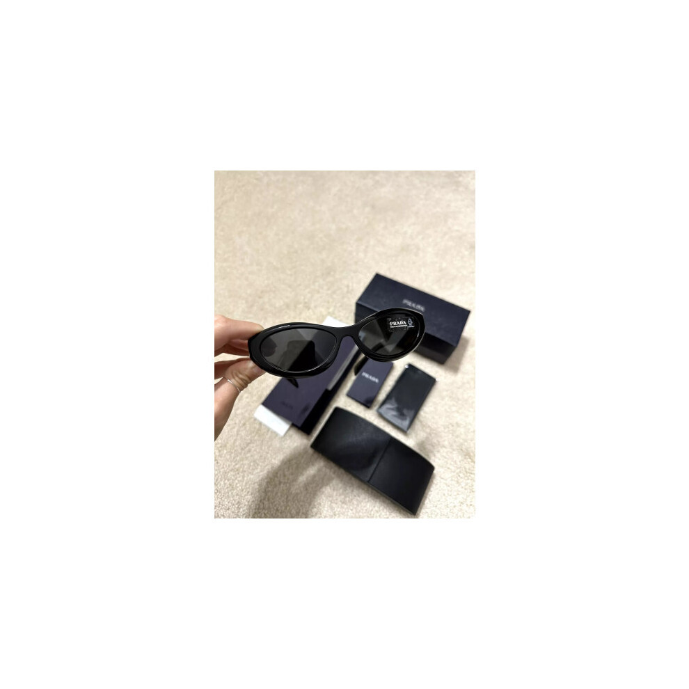 Prada sunglasses PR20ZS white