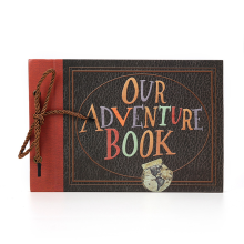 Un album photo de scrapbooking, notre album de scrapbooking de livre d'aventure, couverture rigide de voyage pour anniversaire, mariage, voyage