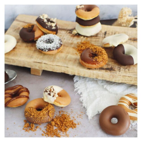Donut Machine - 700 watts 2