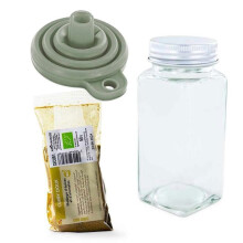 Maustejauhepullo + suppilo + mieto curry 50 g
