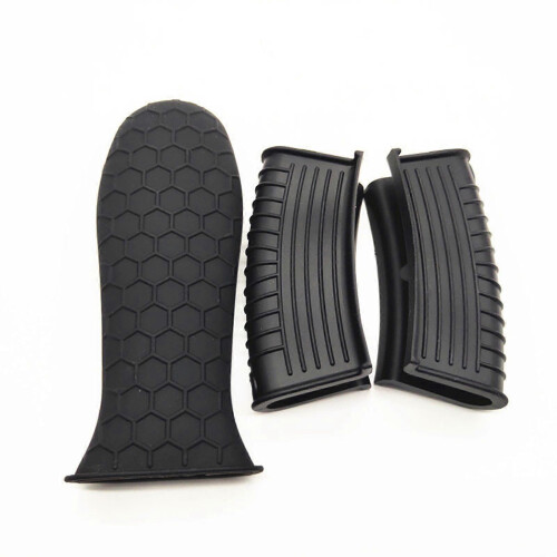 PARKBlack. Cache-poignée en silicone. Dimensions : 31,5 x 13,5 x 1,5 cm.
