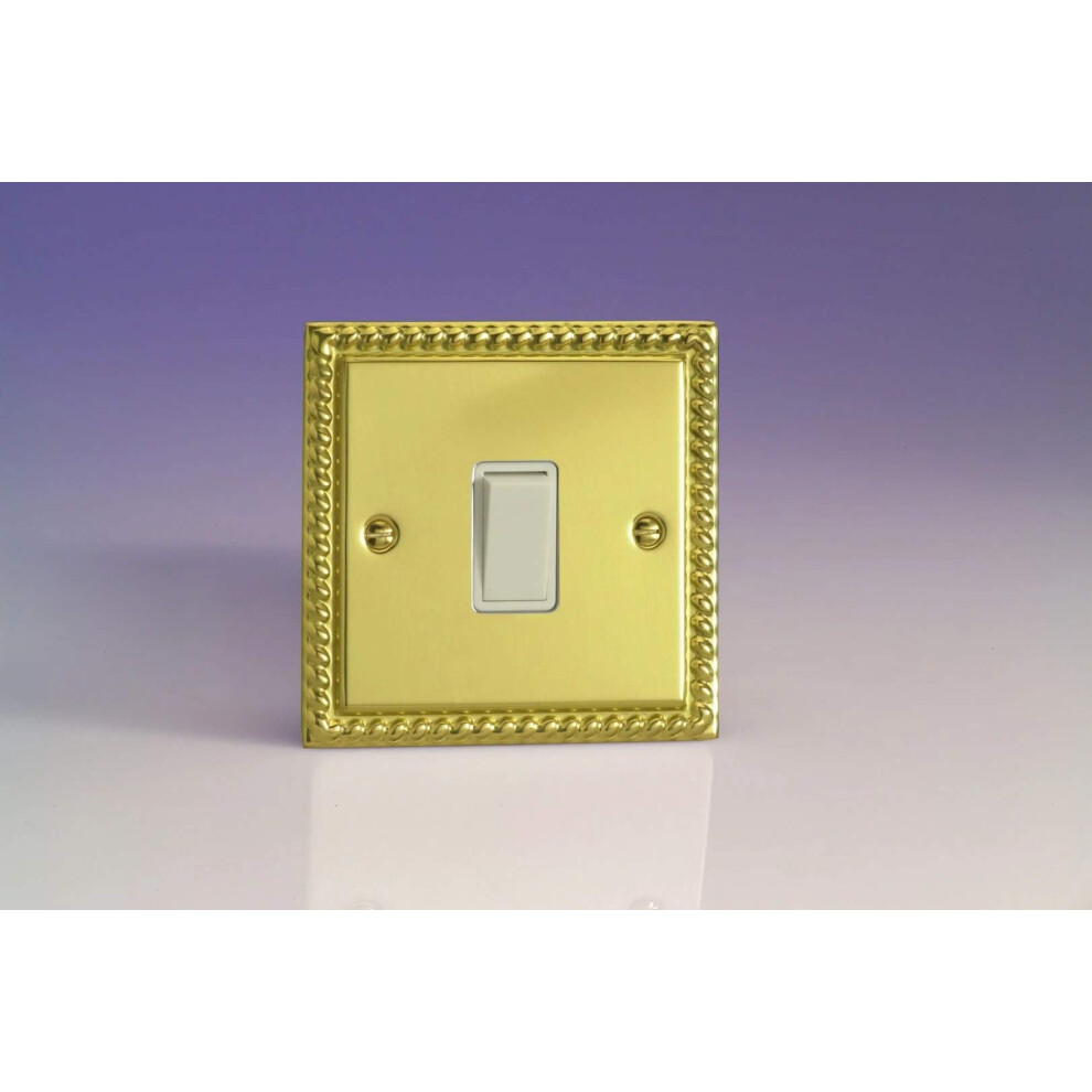 Varilight 1-Gang 10A Intermediate Rocker Switch Georgian Brass 5021575750621