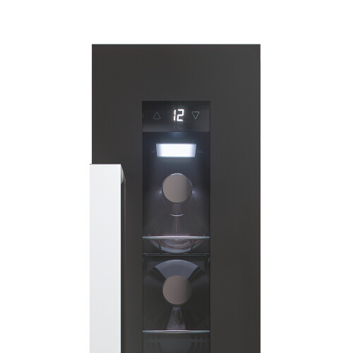 Candy Candy CCVB 15 UK/1 Built-in Black 7 bottle(s) 2