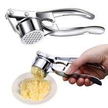 Stainless Steel Garlic Press with Ergonomic Handle, Efficient Garlic Chopper and Ginger Mill for Easy Paste Extraction