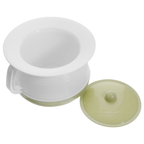 1 Set Plastic Spittoon Convenient Portable Practical Chamber Pot 2