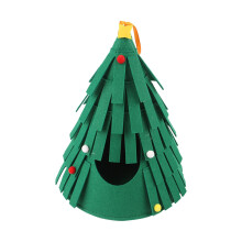 Christmas Pet Beds - Cozy Guinea Pig Hideaway with Warm Decoration for Hamsters and Birds, Soft Plush Material, Ideal Christmas Toy
