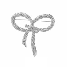 Twisted Bow Brooch Pin for Women and Girls, Fashionable Charm Decoration for Trendy Party Dresses and Outfits