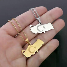 PARK (AL18716-Oro) Collana con ciondolo a forma di bandiera della Turchia in acciaio inossidabile alla