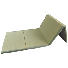 Futon Mattress Traditional Japanese Mat Firm Comfortable Design Natural Grass 90x200x3.5cm Beige Green for Yoga Meditation